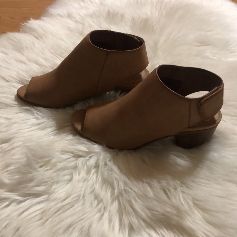 Cityclassified Hayden Open Toe Booties HP! 🥳 - Picture 7 of 11